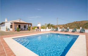 Nice home in Almachar with Outdoor swimming pool, WiFi and 4 Bedrooms, Almachar